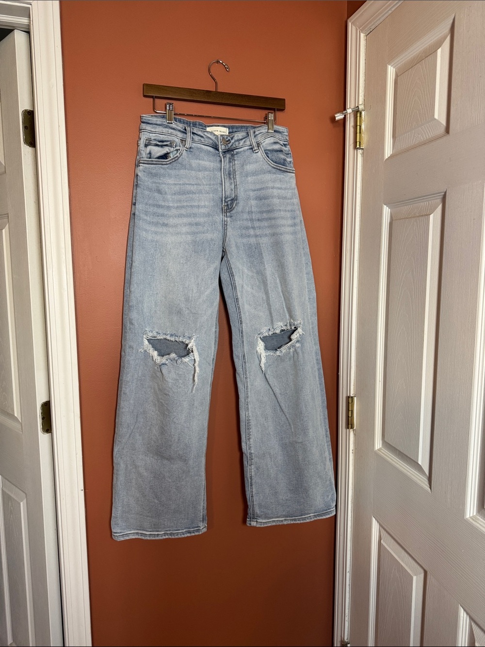 Risen Light Wash Distressed Wide-Leg Women’s Jeans
